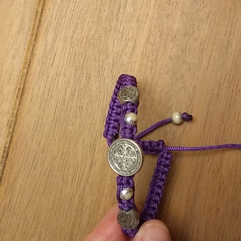 Adjustable purple bracelet